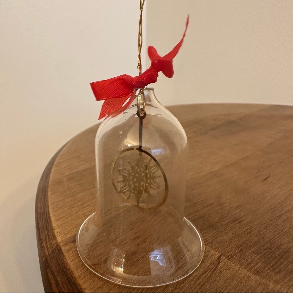 Vintage Glass Bell With Gold Snowflake Inside Christmas Ornament Red Bow Tree - Picture 3 of 6